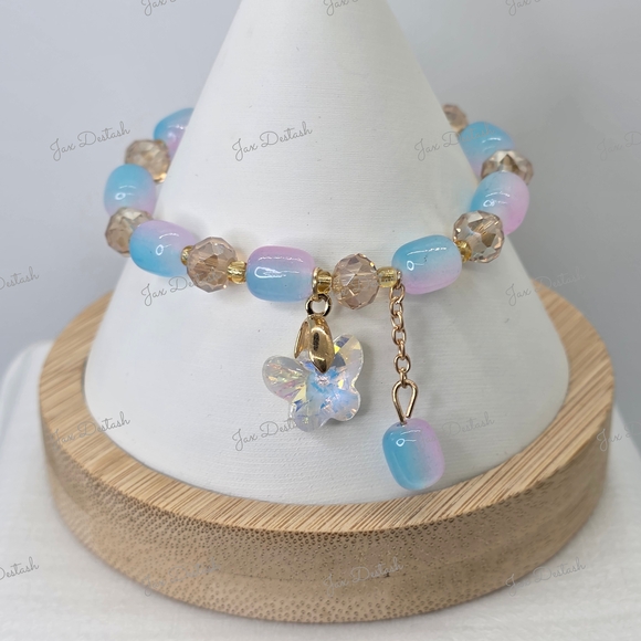 Jewelry - Elegant Beaded Bracelet with Butterfly Charm BR202